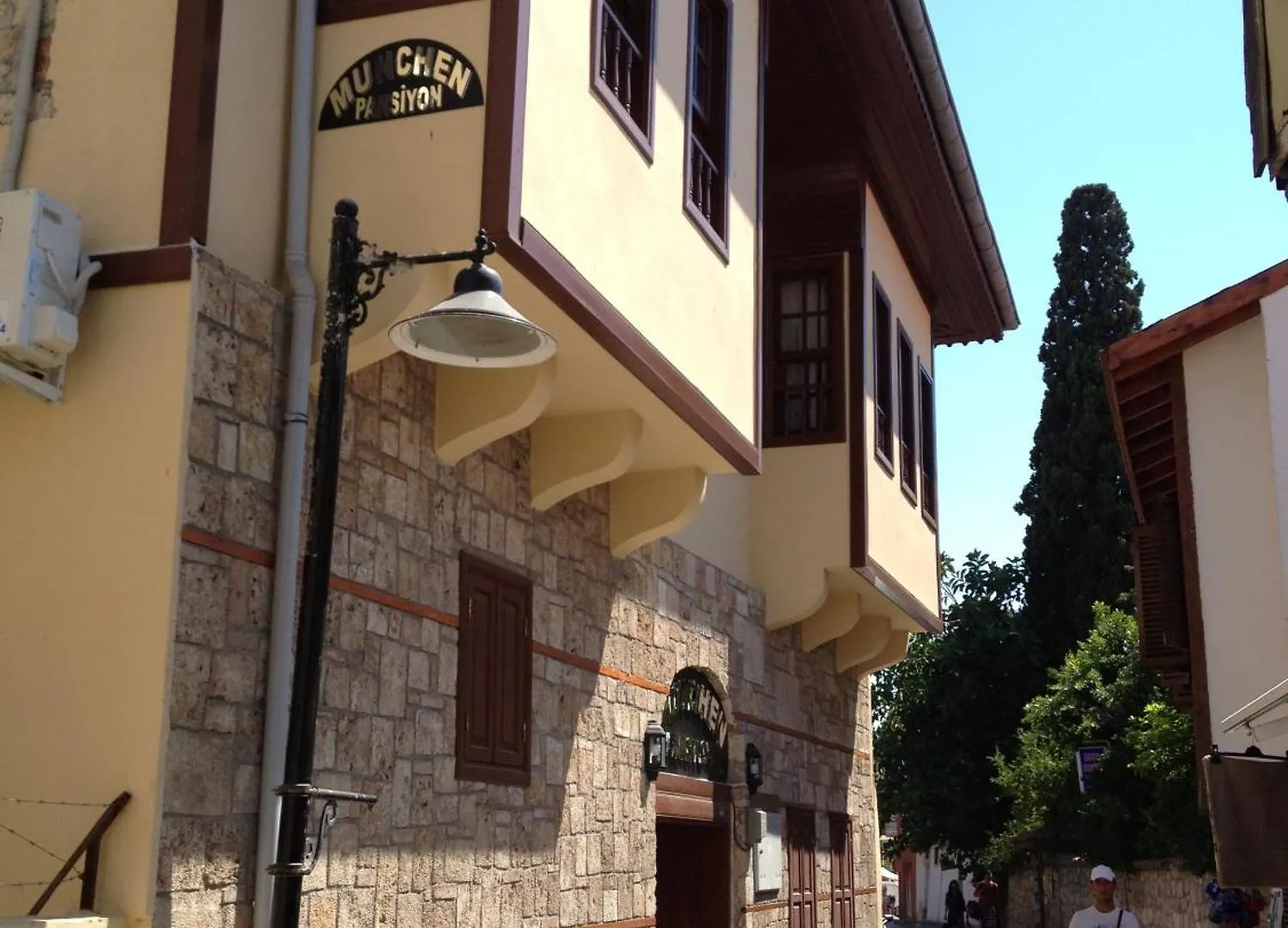 Munchen Pension Анталья Отель