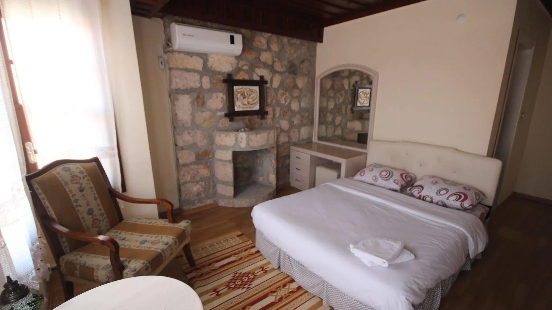 Munchen Pension Анталья Отель