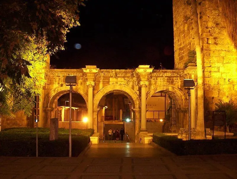 Hotel Munchen Pension Antalya