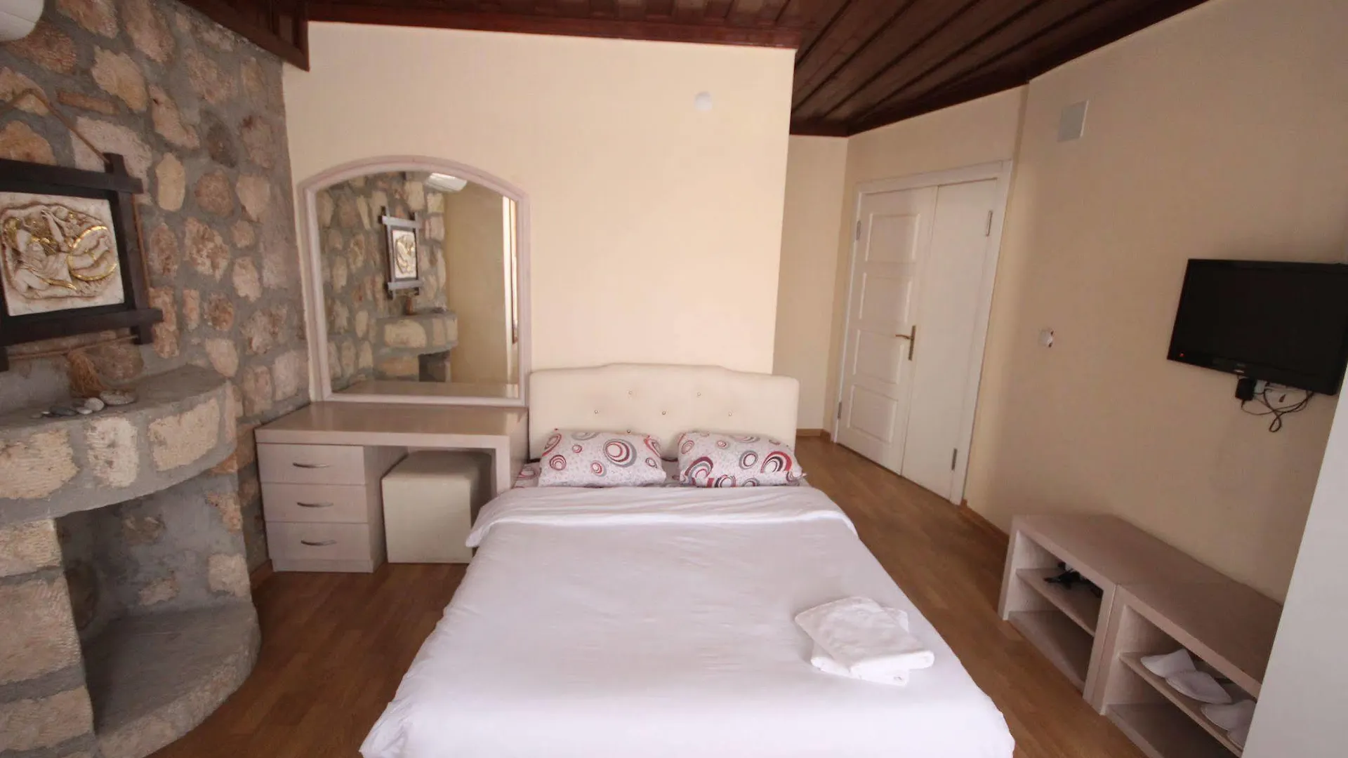Hotel Munchen Pension Antalya